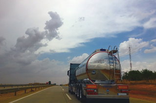Straßentanker der CG Transport OG